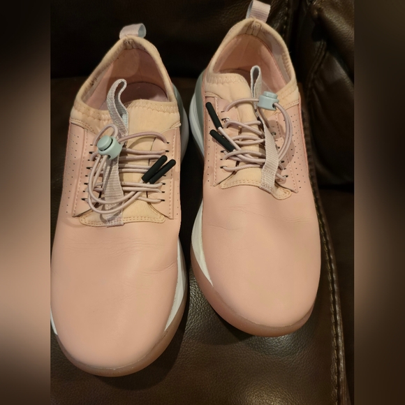 Like new clove nursing shoe - Picture 4 of 5